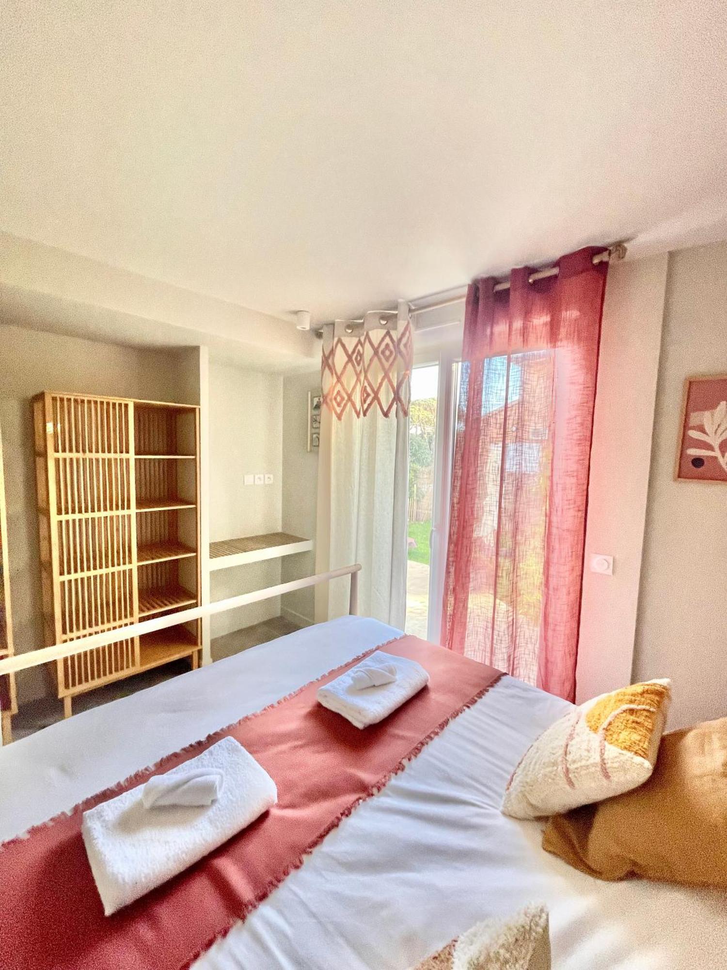 Bas De Villa - 300M Plage De La Capte - 2 Hebergements Disponibles Hyeres Ngoại thất bức ảnh