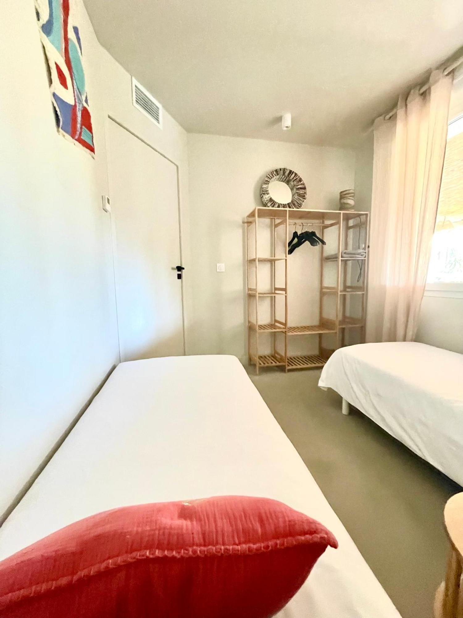 Bas De Villa - 300M Plage De La Capte - 2 Hebergements Disponibles Hyeres Ngoại thất bức ảnh